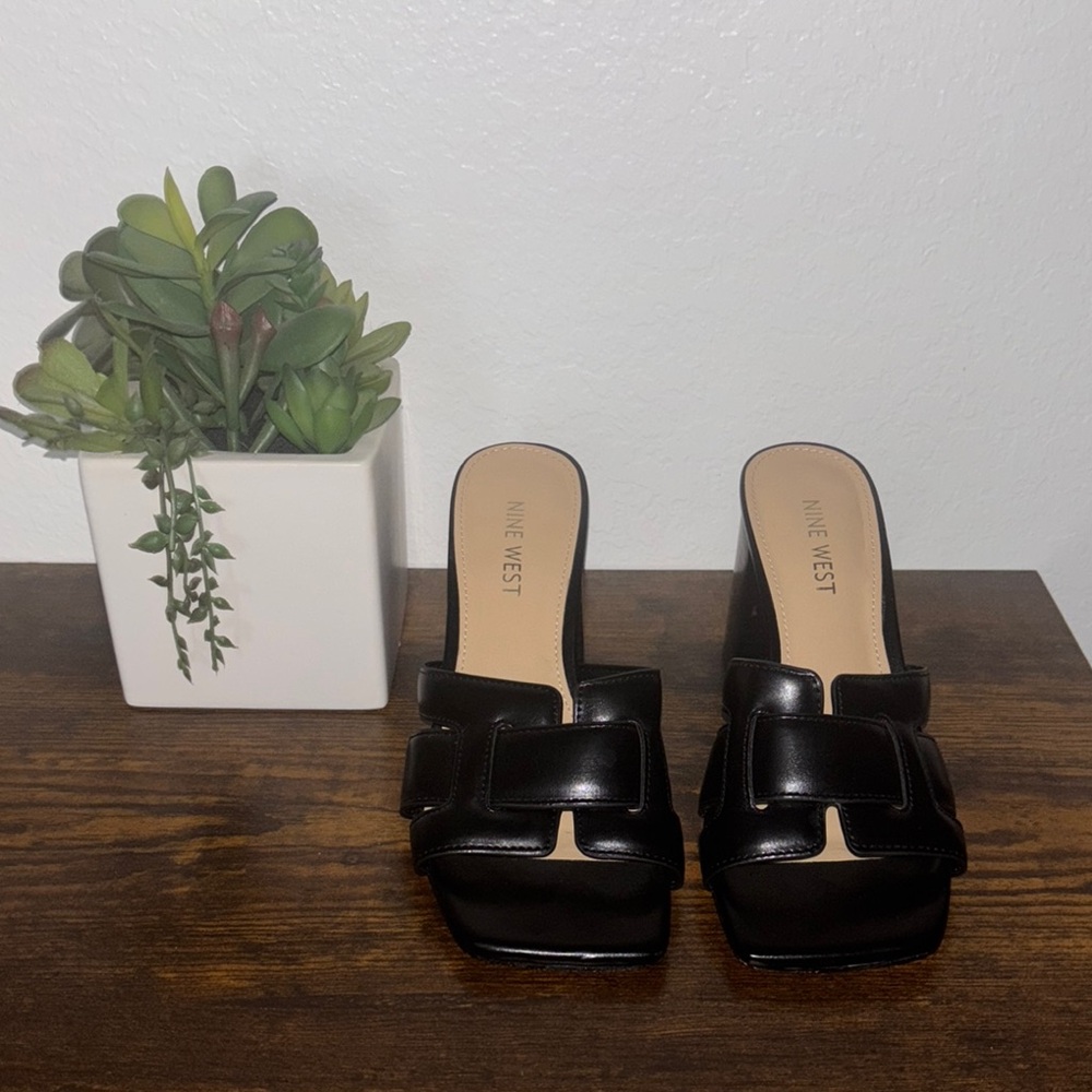 Nine West Black Mules with Weave Detail